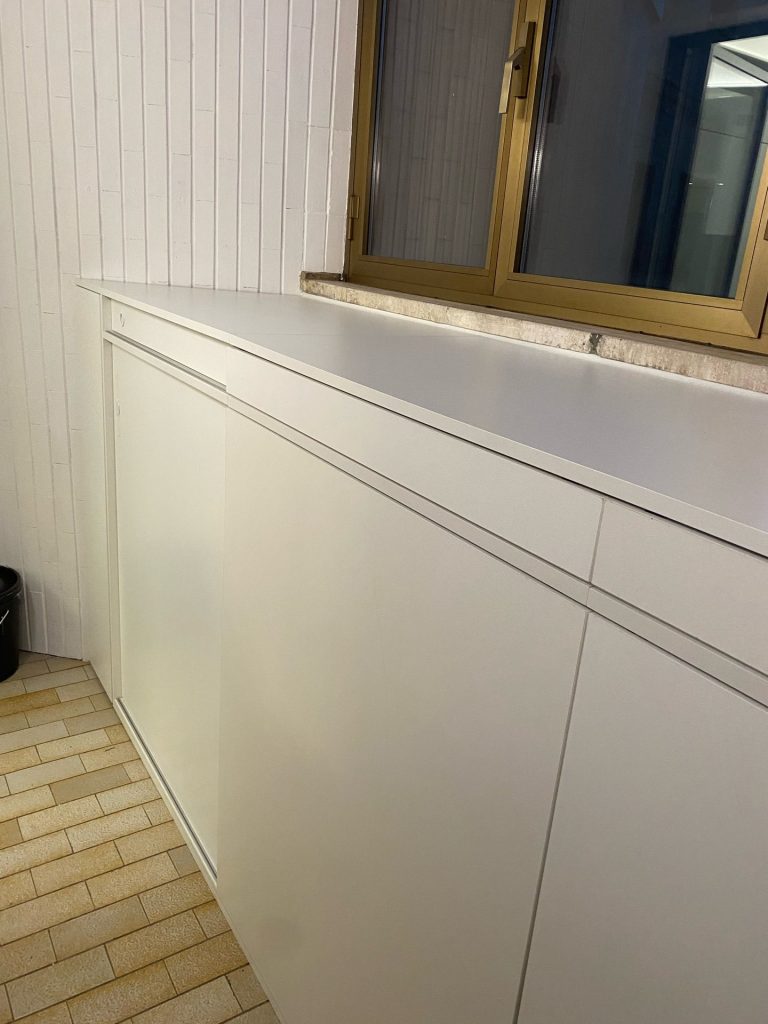 Lavanderia ante scorrevoli