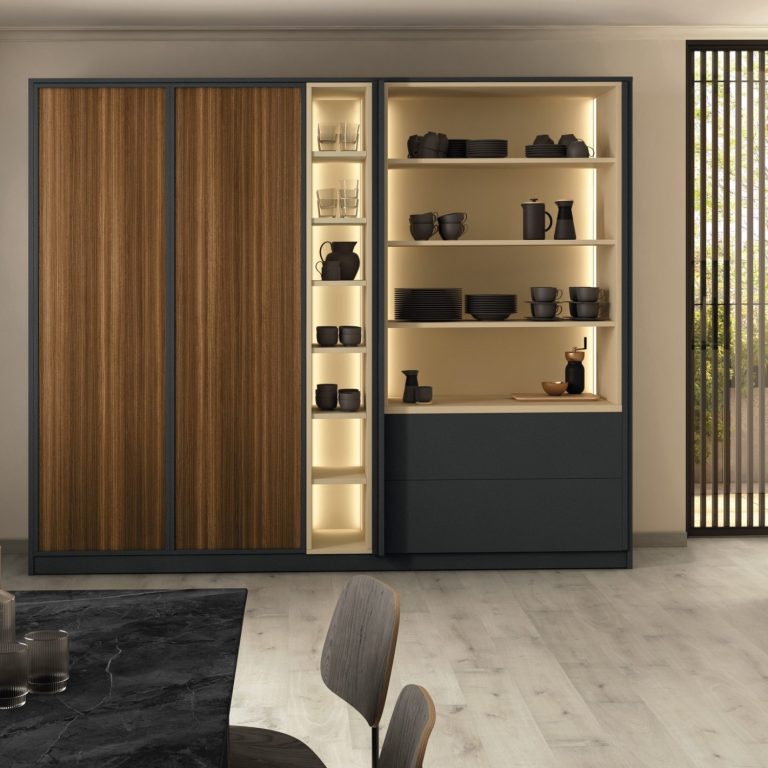 Mobile in laminato