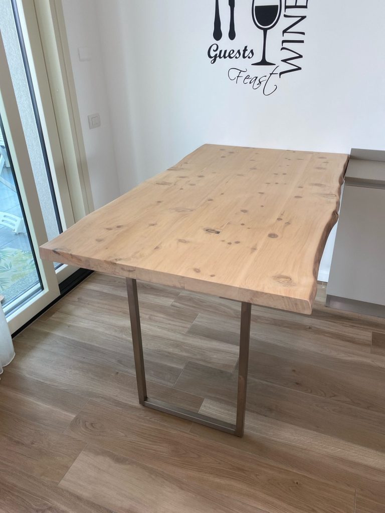 Tavolo legno massello