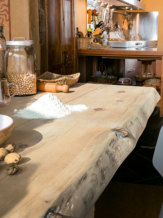 Piano in legno massello