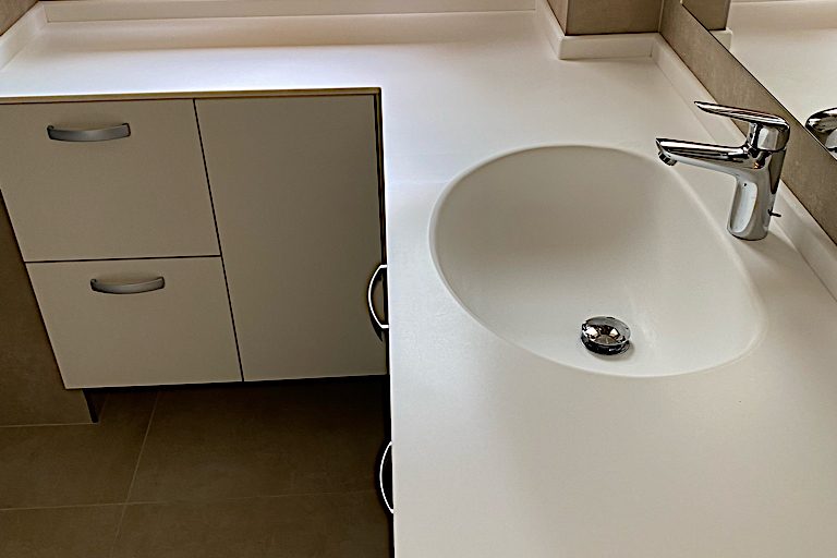 Bagno con vasca integrata