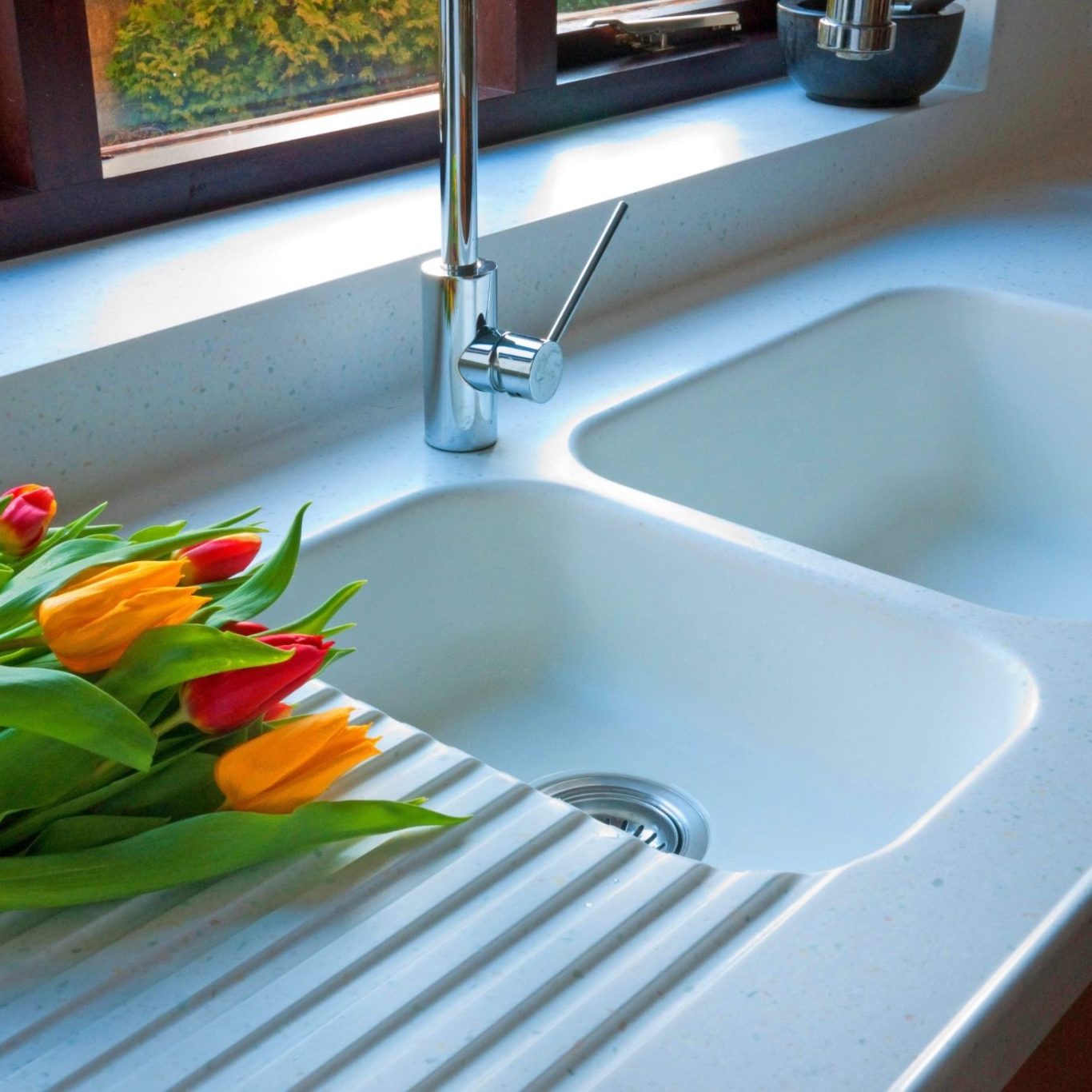 Vasca integrata cucina corian