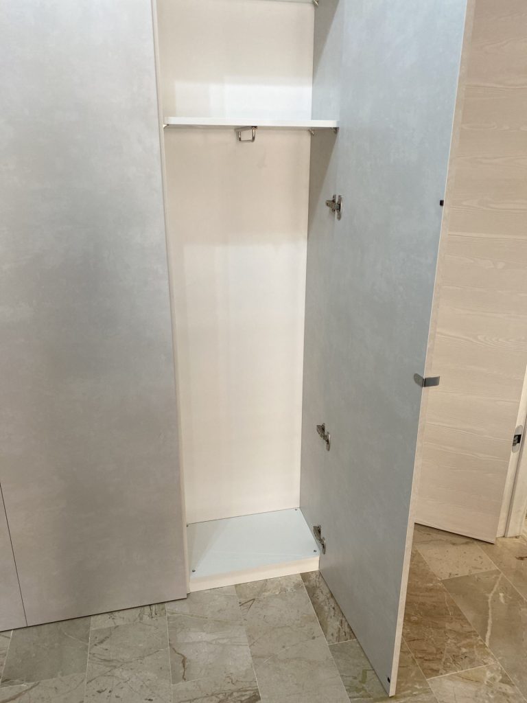 Appendiabiti estraibile 