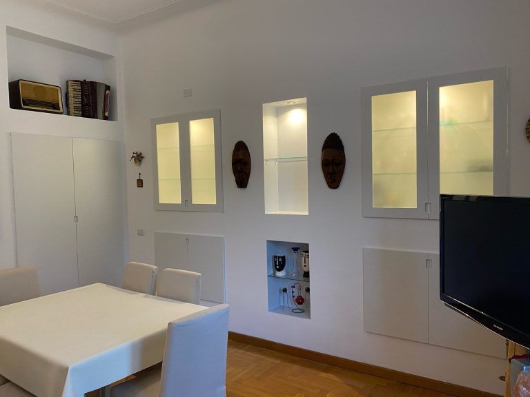 Soggiorno con nicchie