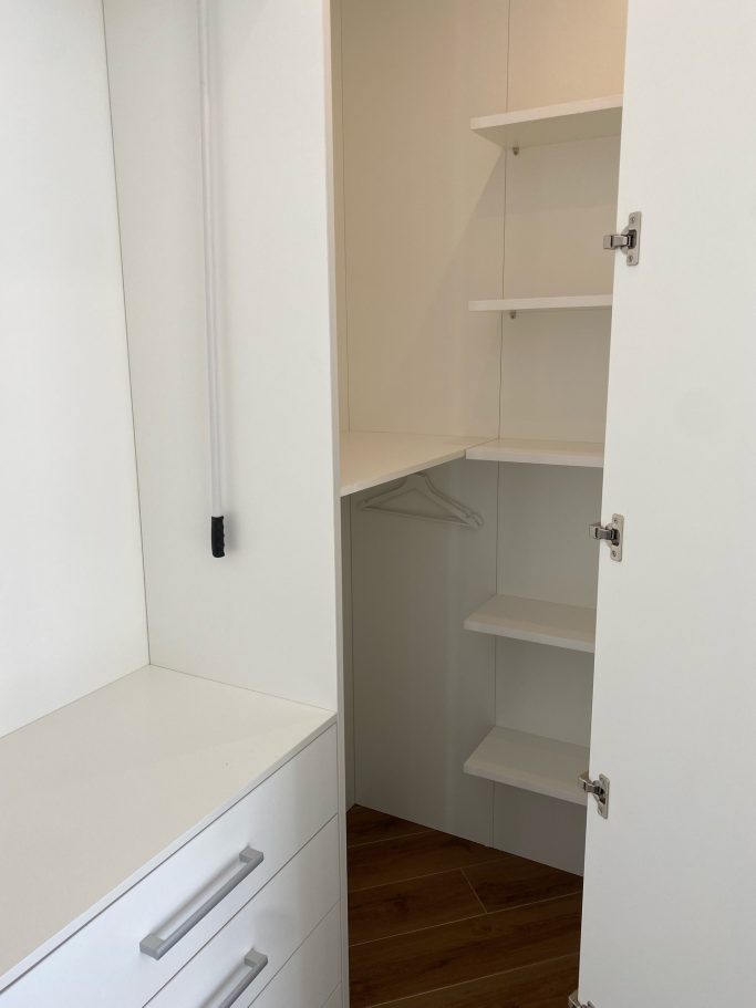 Interno cabina armadio