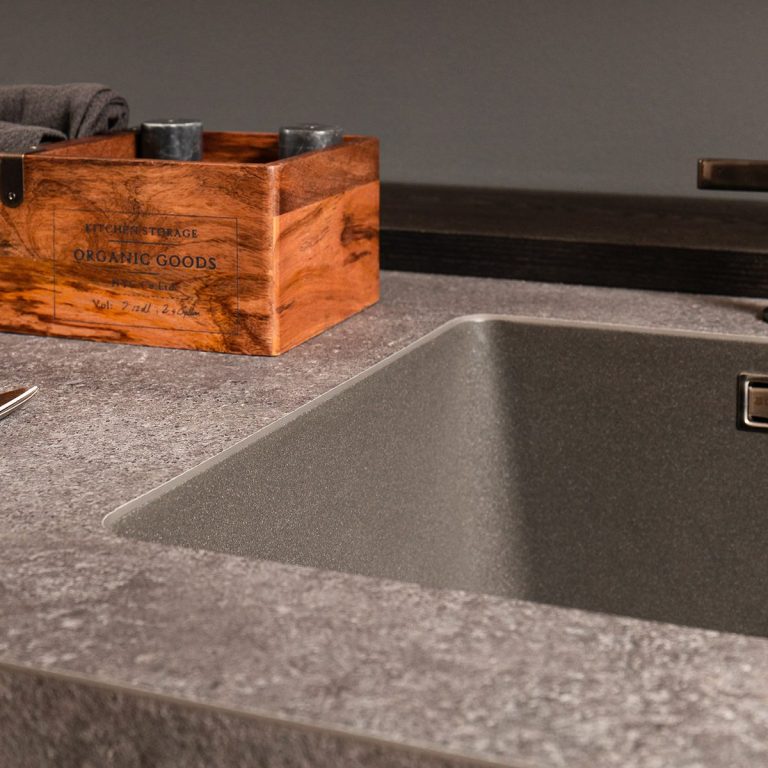 Piano cucina con vasca integrata inox