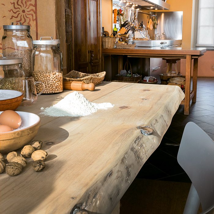 Piano in legno massello