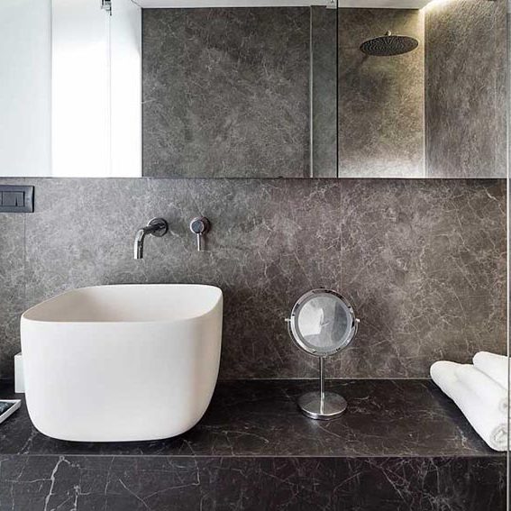 Top bagno in Dekton