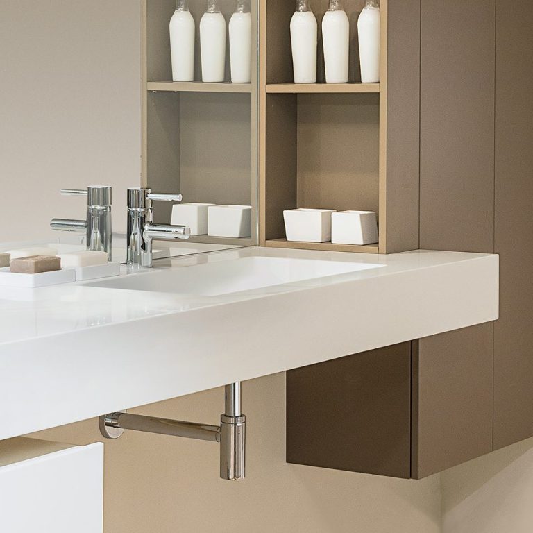 Piano bagno in Betacryl 