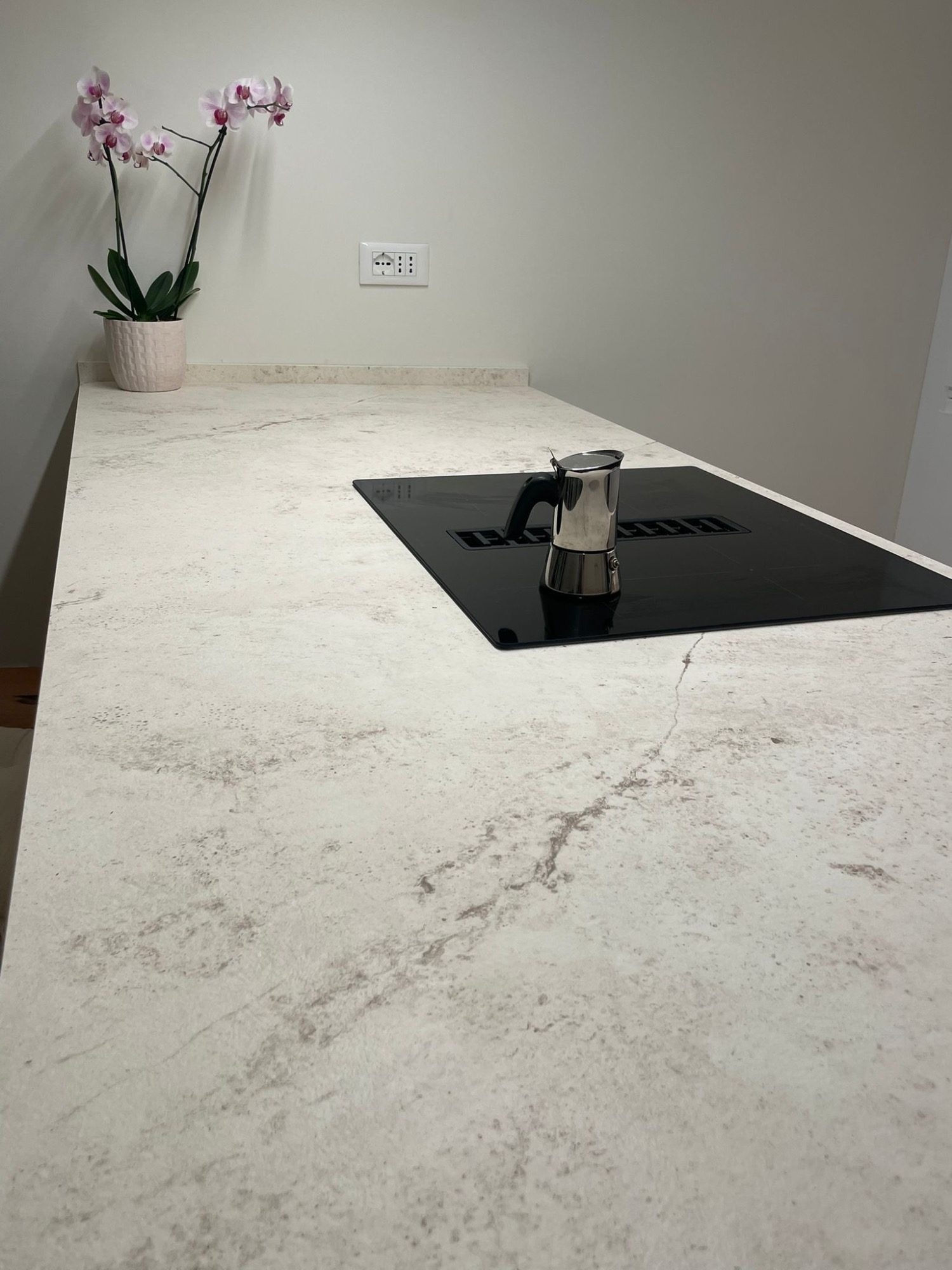 Piano cucina in laminato stratificato